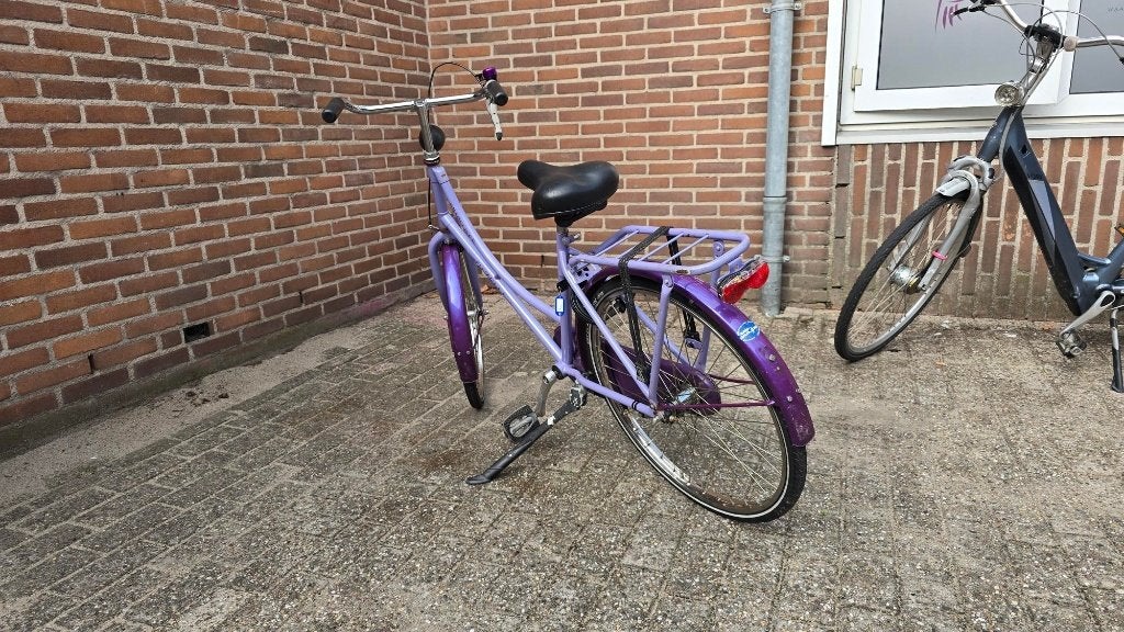 Paarse kinderfiets, Fietsen en Brommers, Ophalen, Handrem, Gazelle, Gebruikt