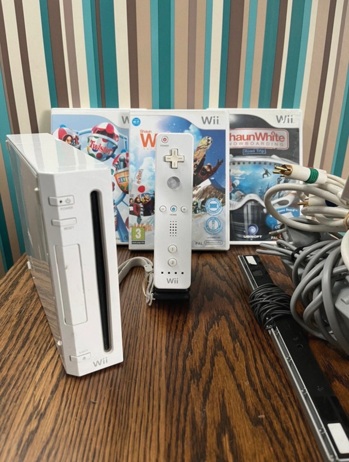 Nintendo Wii Console met games en controller, Spelcomputers en Games, Ophalen, Gebruikt, Met 1 controller, Met games