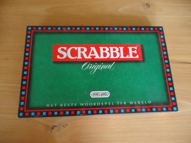 Scrabble *#, Hobby en Vrije tijd, Gezelschapsspellen | Bordspellen, Een of twee spelers, Ophalen of Verzenden, Zo goed als nieuw
