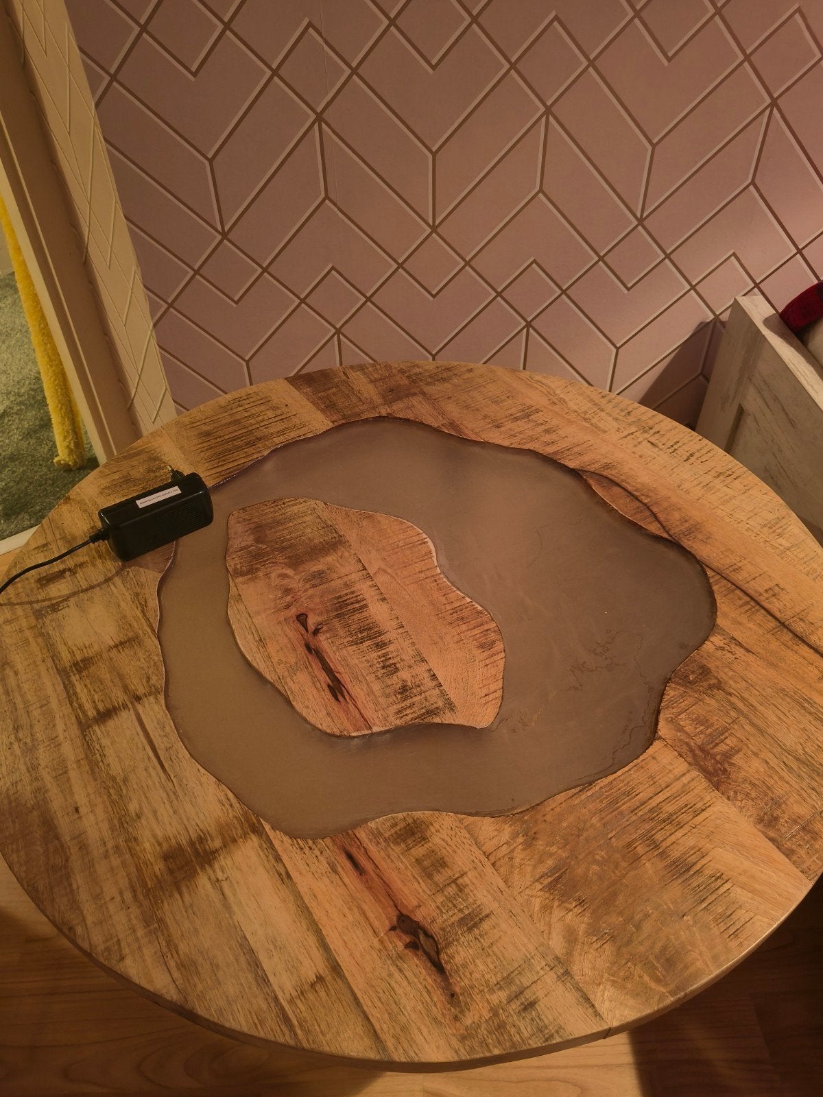 salontafel mangohout met ledverlichting, Ophalen, 50 tot 100 cm, Rond, 50 tot 100 cm