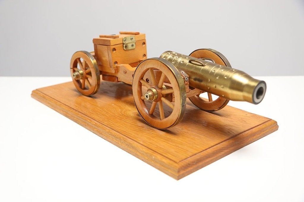 Handgemaakt miniatuur kanon op kar - decoratie mancave, Ophalen