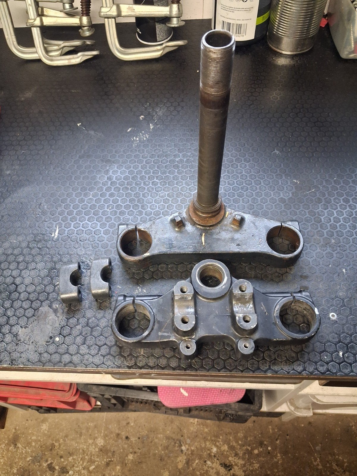 Derbi Voorvork Kroonstukken met Stuurklemmen (2 stuks), Ophalen of Verzenden, Gebruikt, Overige typen, Derbi