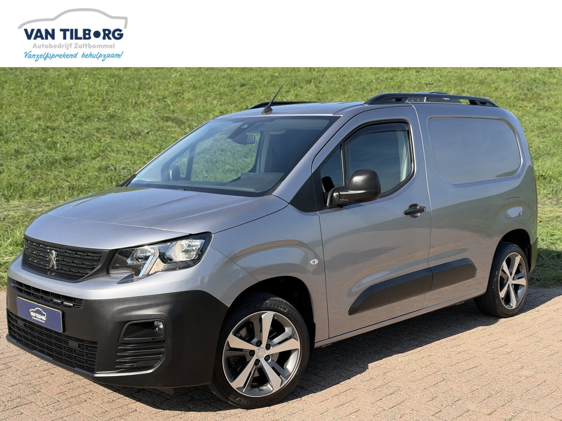 Peugeot Partner 1.5 BlueHDI Premium MAD Luchtvering op achte, Auto's, Stof, Gebruikt, 4 cilinders, 23 km/l