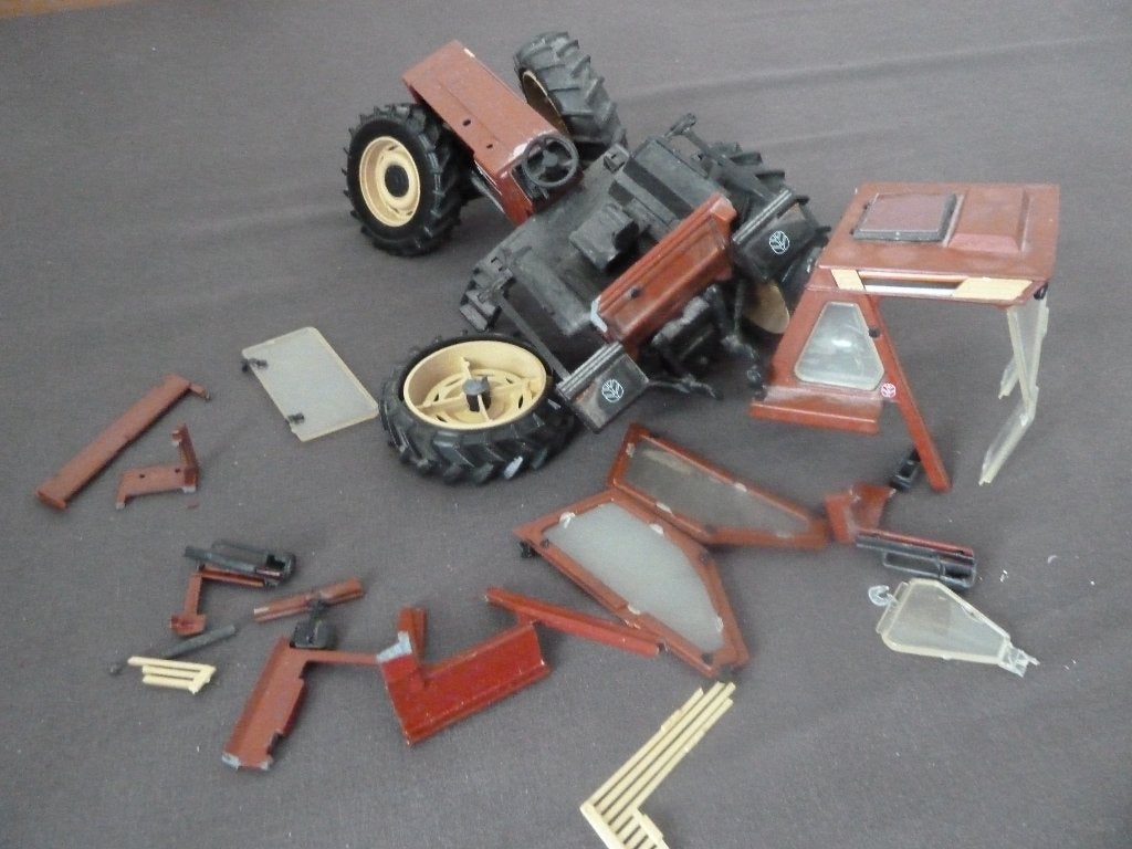 SOORT (!) BOUWPAKKET TRACTOR     PRIJS(je) : € 5.=, Ophalen of Verzenden, Gebruikt, Tractor of Landbouw