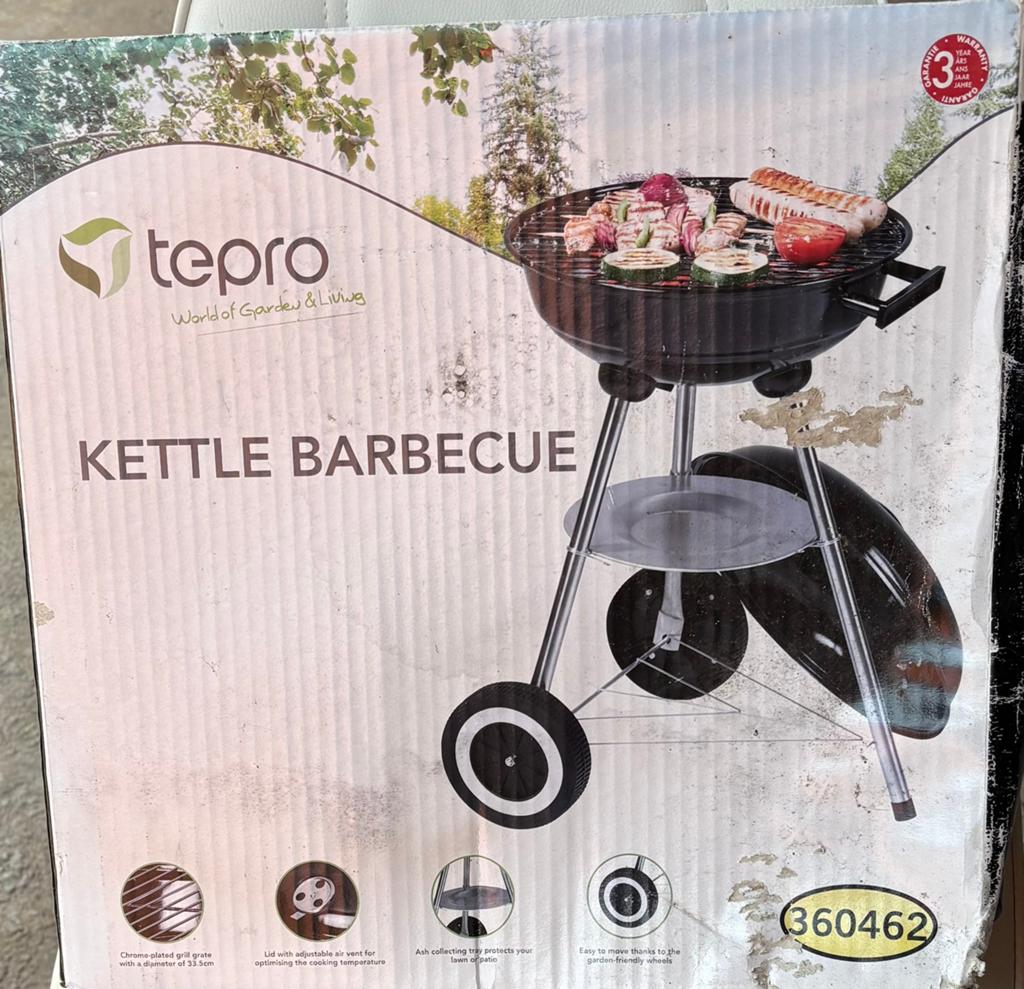 Tepro kogelbarbecue in de originele verpakking., Ophalen, Nieuw