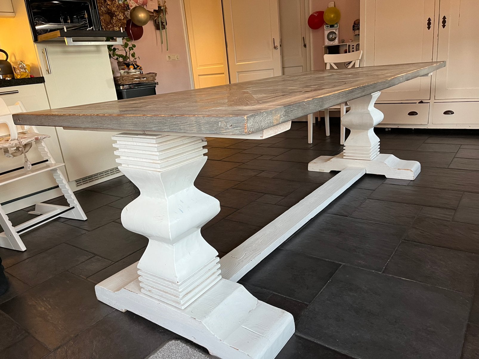 Prachtige kloostertafel, Ophalen of Verzenden, Zo goed als nieuw