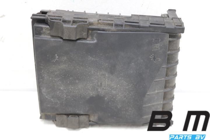 Zekeringkast motorruimte VW Caddy 2K 1K0937125, Gebruikt