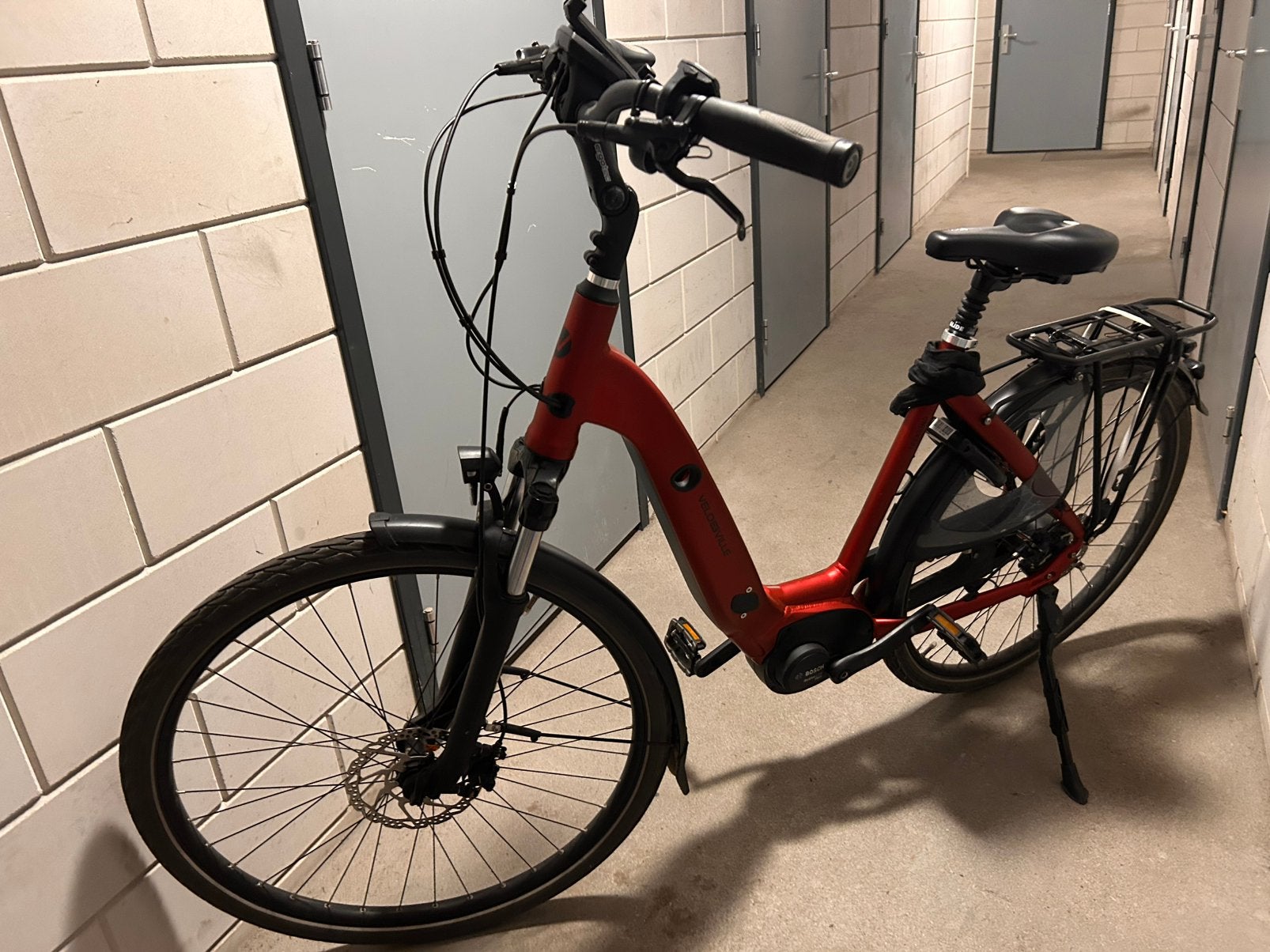Velo de Ville AEB400 met weinig kilometers, Zo goed als nieuw, 51 tot 55 cm, 50 km per accu of meer, Ophalen