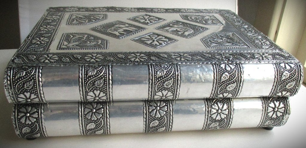 Sieradenkistje~Beautycase~Zilver kleur~Aziatische uitvoering, Gebruikt, Overige kleuren, Ophalen of Verzenden, Met spiegeltje(s)