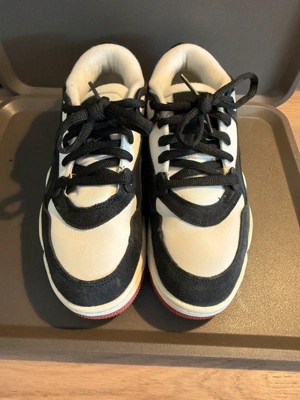 Air Jordan 4 RM maat 36,5 sneakers, Jongen of Meisje, Schoenen, Ophalen of Verzenden, Zo goed als nieuw