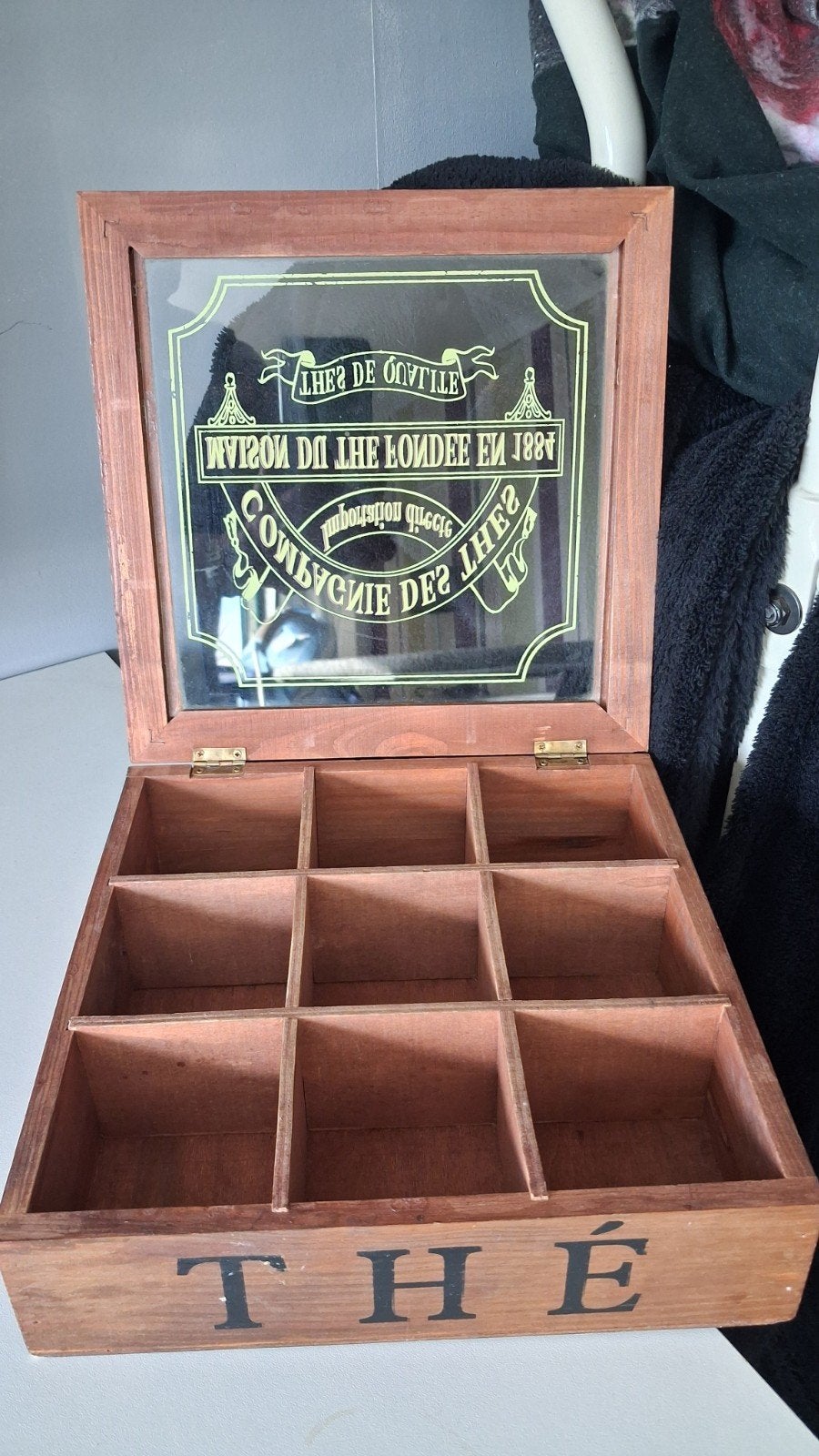 Mooie Houten THEE-DOOS met Glazen Deksel, Antiek en Kunst, Ophalen of Verzenden