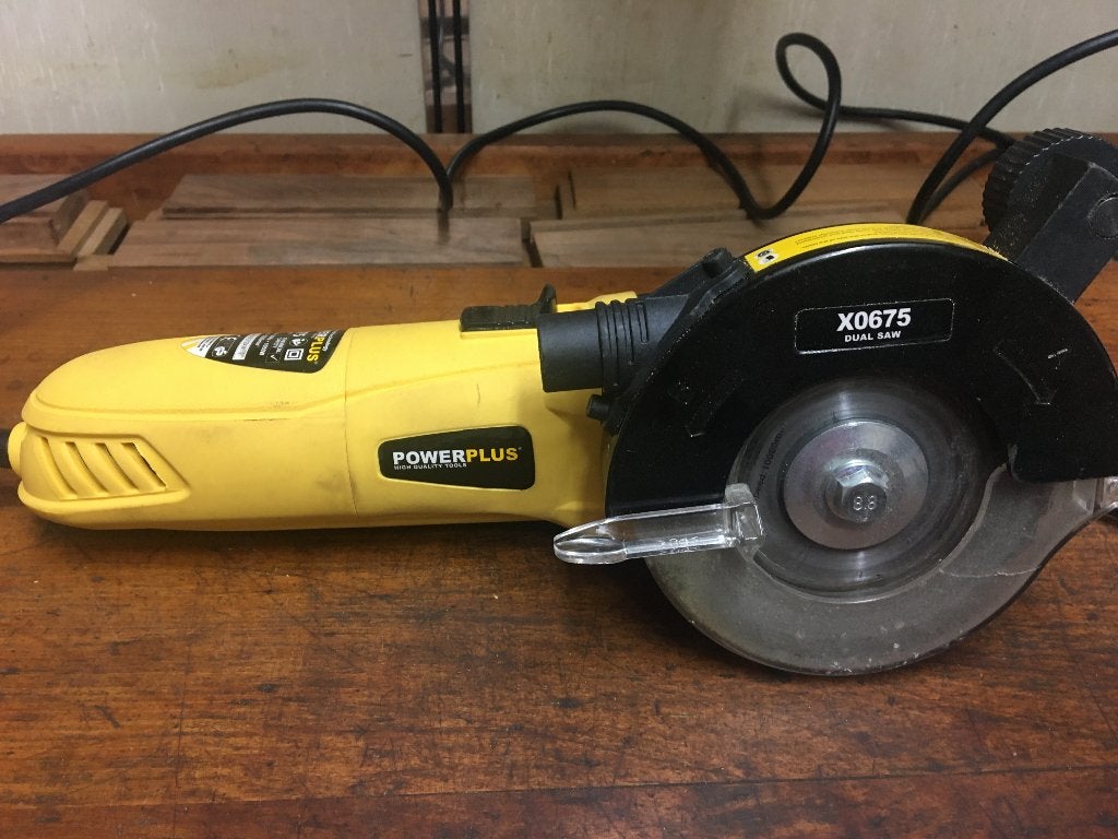 Power Plus XO675 dubbel zaag, Ophalen of Verzenden, Gebruikt, 1200 watt of meer, Minder dan 30 mm