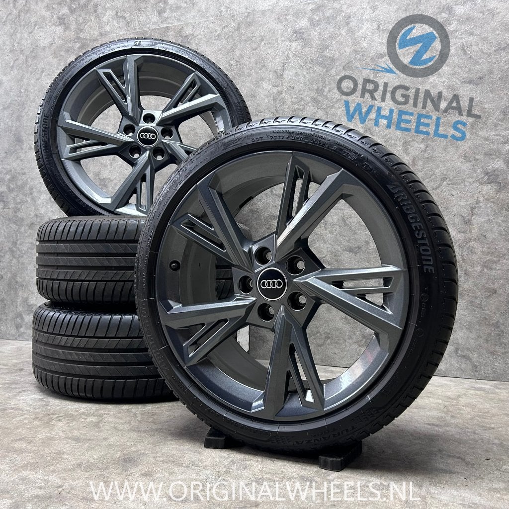DIV. 18 inch originele velgen + zomerbanden Audi A3 S3 8Y