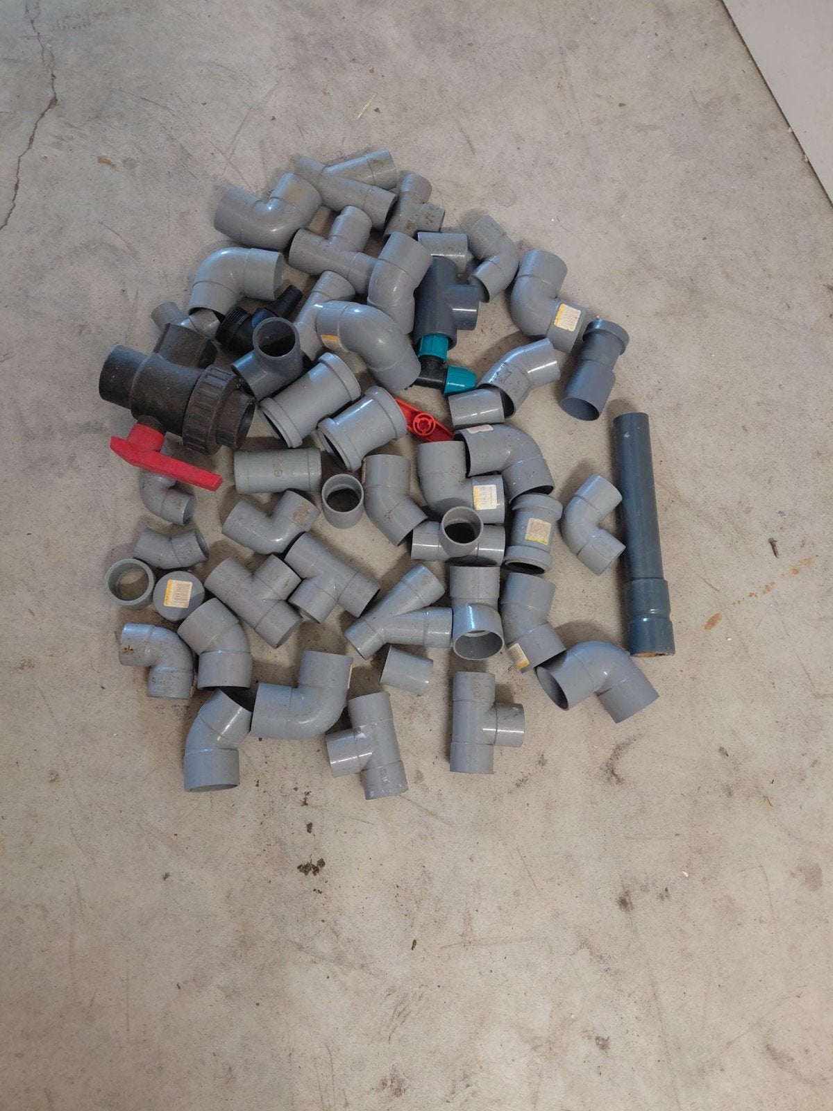 Diverse PVC hulpstukken en buisjes, Ophalen, Bochten, Gebruikt, Pvc
