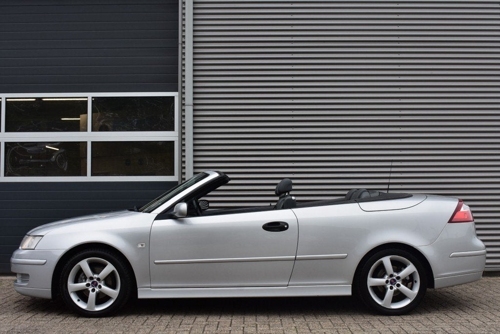 Saab 9-3 1.8T Linear, Auto's, Saab, Voorwielaandrijving, 1998 cc, Gebruikt, 4 stoelen