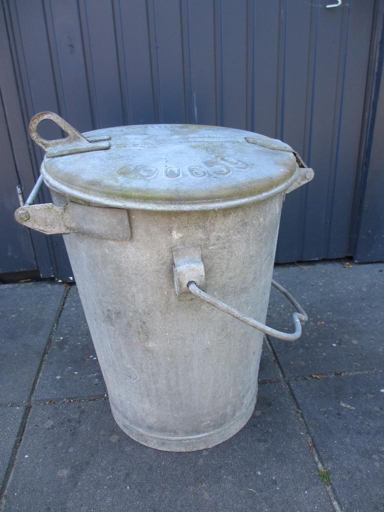 vuilnisemmer zink afvalemmer, afvalbak 'GRONINGEN' 1959, Ophalen, Gebruikt, 50 tot 75 cm, 40 liter of meer
