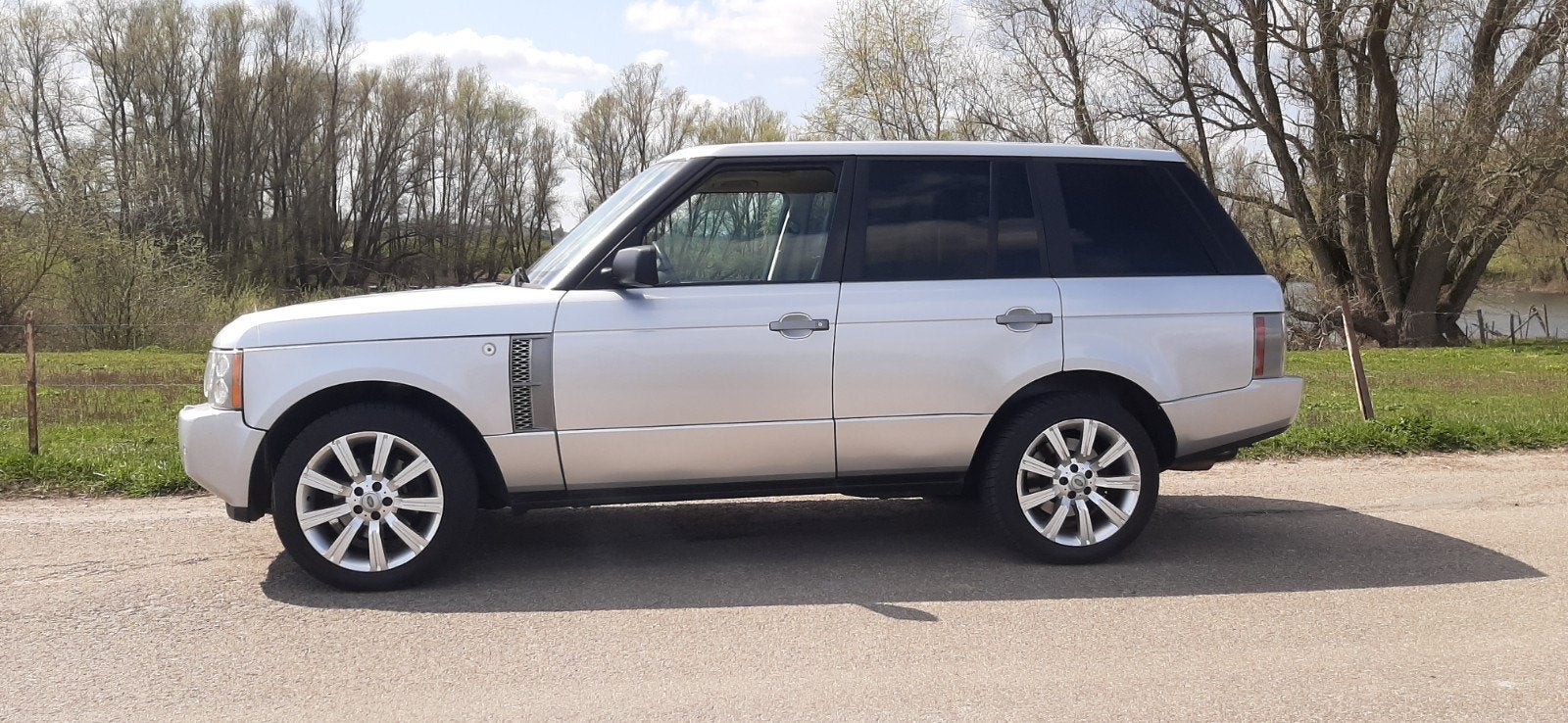 Land Rover Range Rover 4.4 V8 SE 286pk Aut 2003 Grijs, Automaat, 2460 kg, 8 cilinders, Overige kleuren