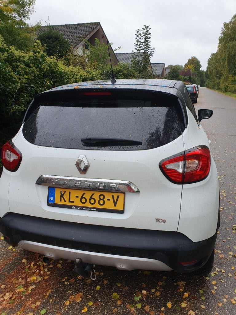 Renault Captur 1.2 TCE 120 EDC 2016 Wit, Dealer onderhouden, 625 kg, 4 cilinders, Wit