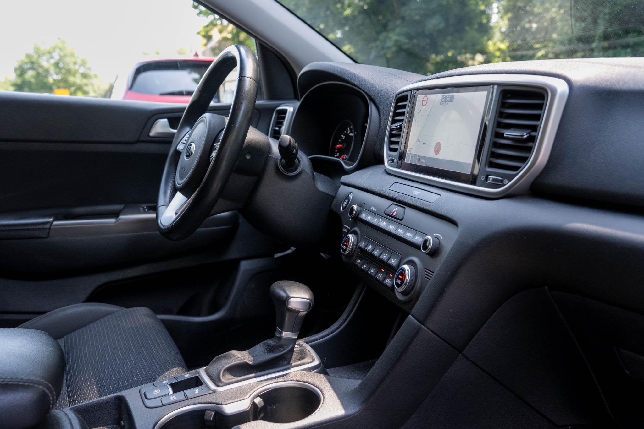 Foto 14 van Kia Sportage 1.6 T-GDI Black Edition | Navigatie | Carplay |