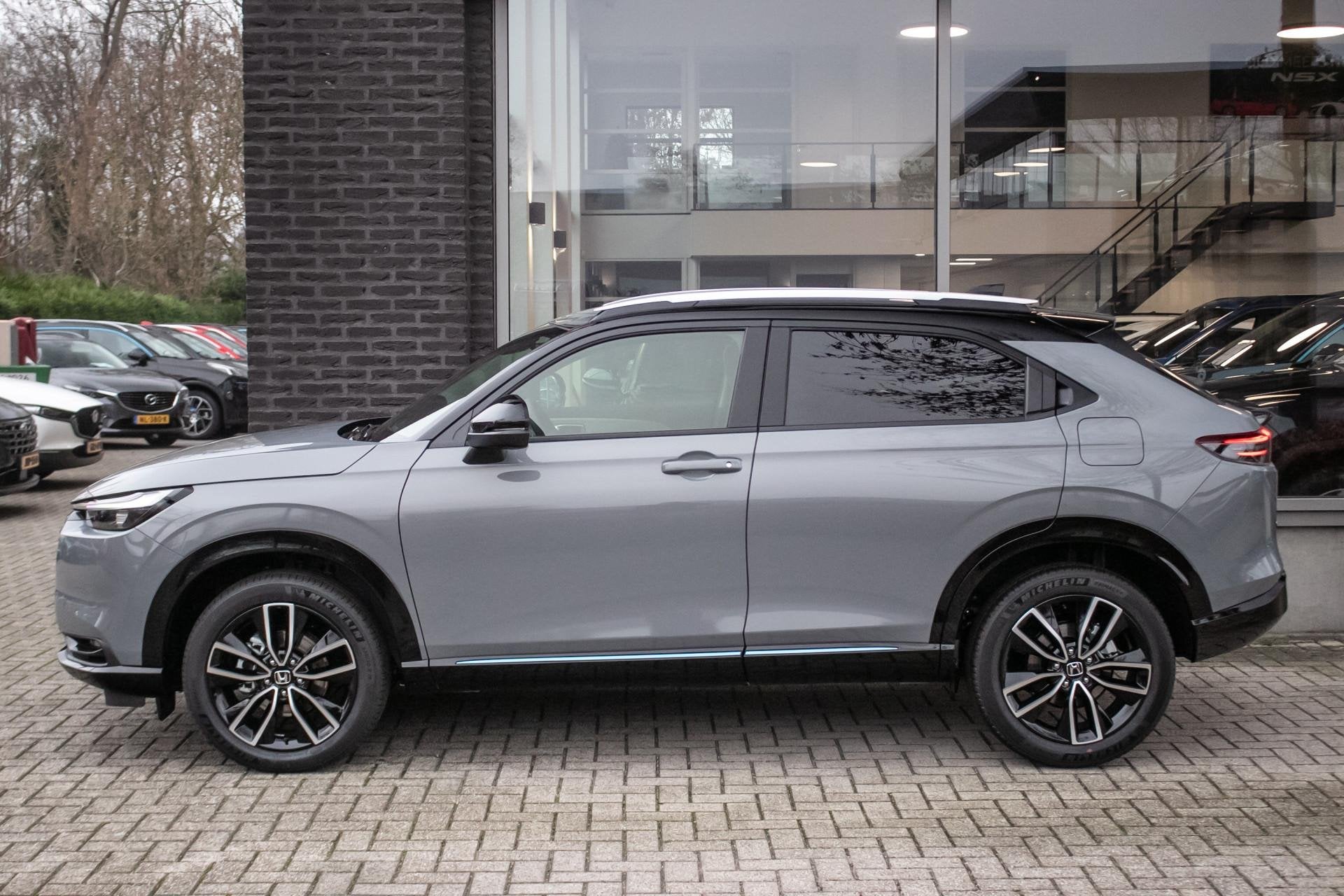 Honda HR-V 1.5 e:HEV Advance Style - Honda Sensing | Apple c, Auto's, Zwart, Leder en Stof, Origineel Nederlands, Bedrijf