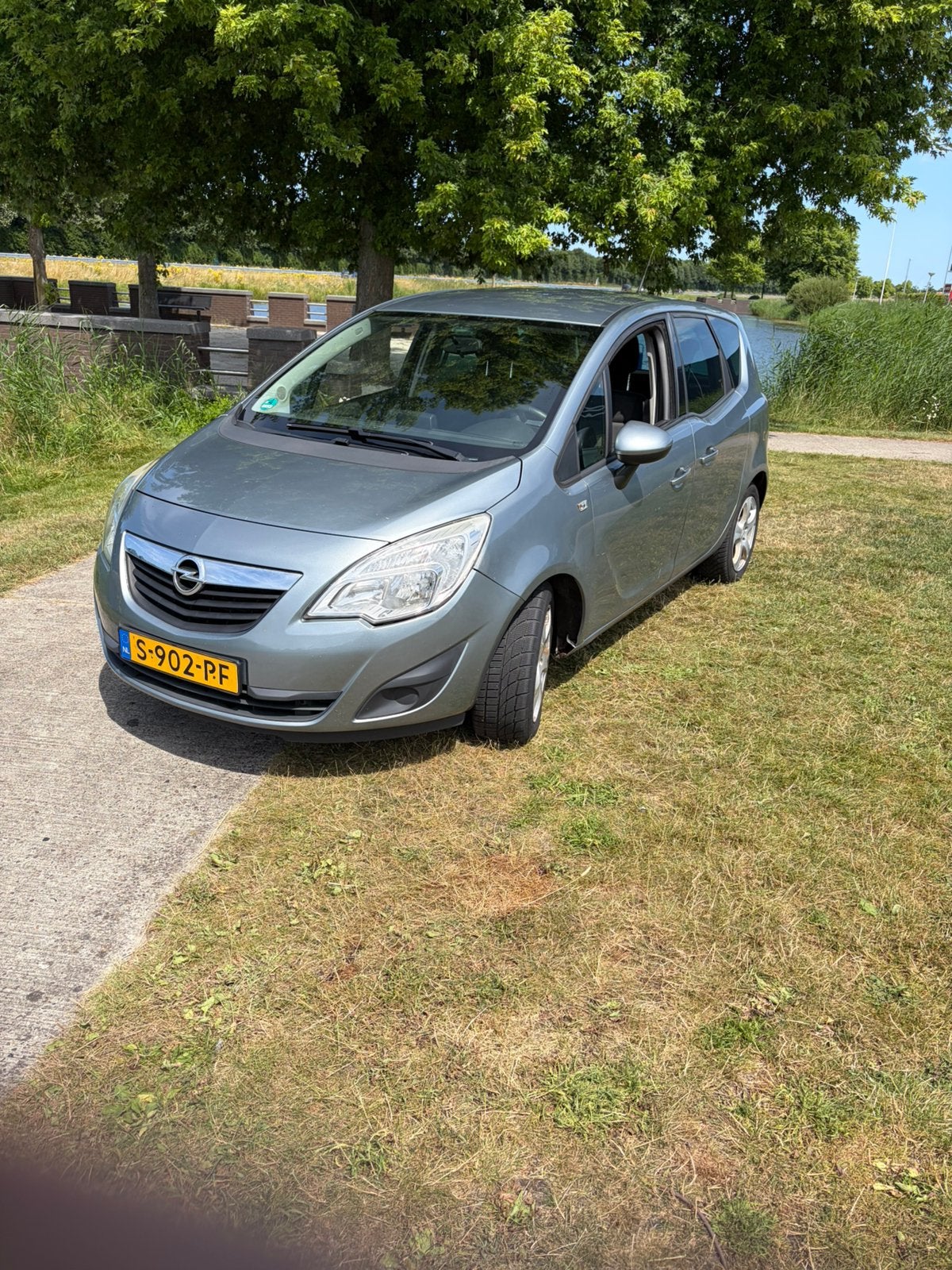 Opel Meriva b 1.4 74KW 2011 Grijs, Auto's, Voorwielaandrijving, 4 cilinders, 1261 kg, 100 pk