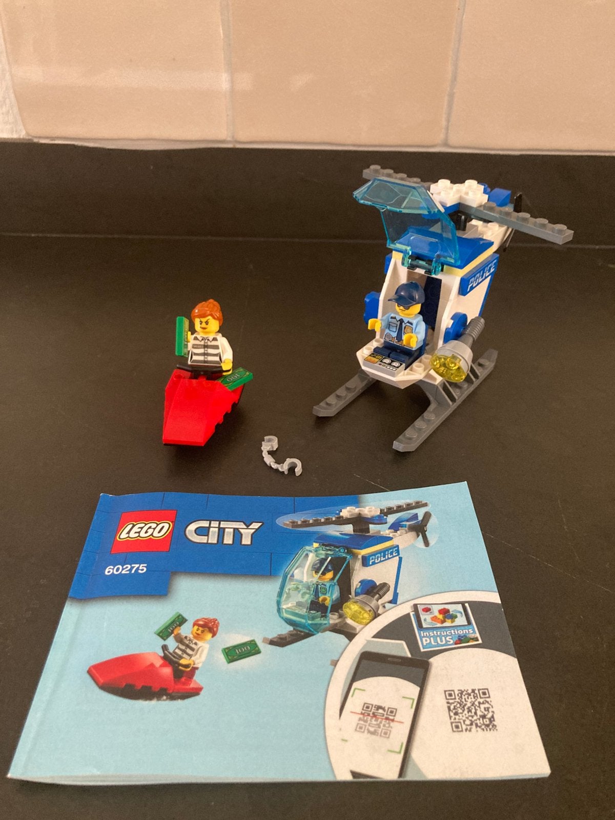 Lego City - 60275, Kinderen en Baby's, Speelgoed | Duplo en Lego, Ophalen, Zo goed als nieuw