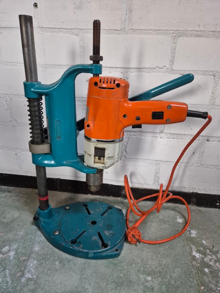 Vintage Black & Decker kolom boormachine met 2e boormachine, Ophalen of Verzenden, Gebruikt, Minder dan 600 watt, Vlakschuurmachine