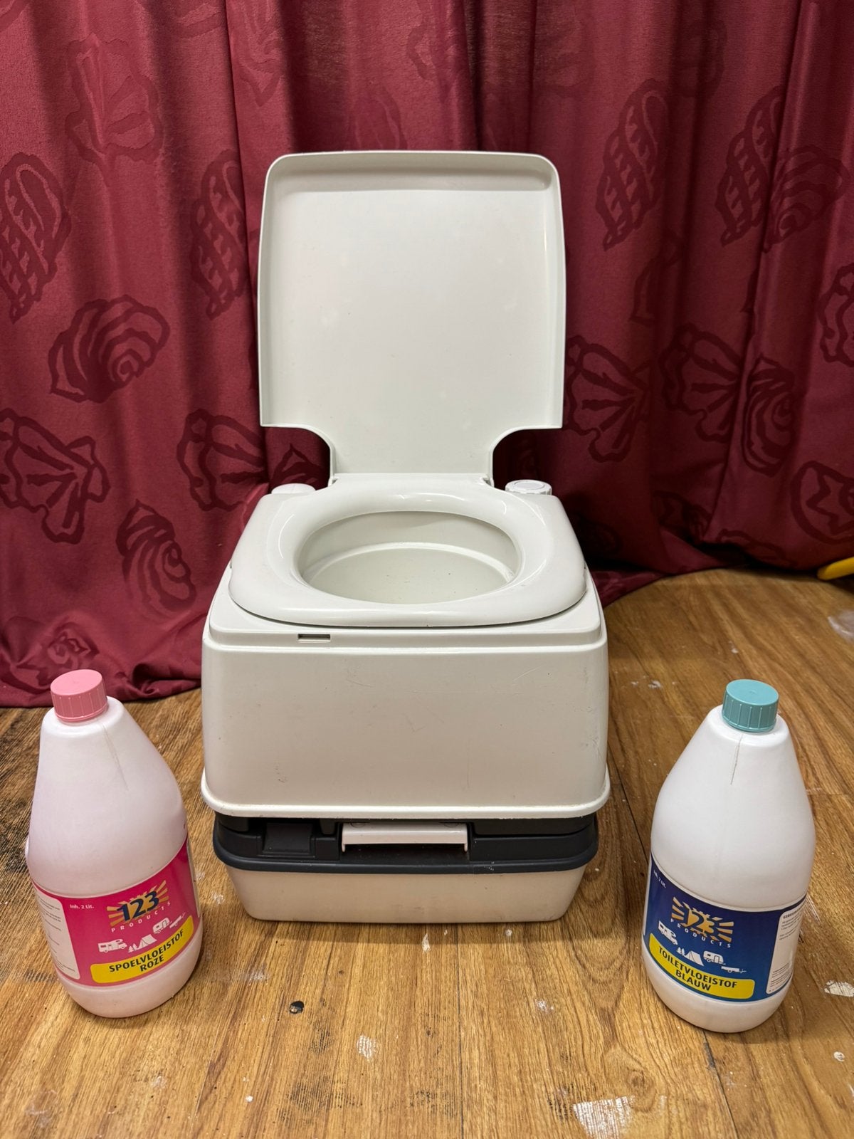 Porta Potti, laag model,  incl 2 volle flessen vloeistof, Ophalen, Zo goed als nieuw