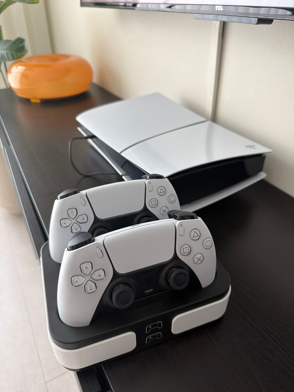 PlayStation 5 met 2 controllers en oplaadstation, Ophalen, Zo goed als nieuw, Playstation 5