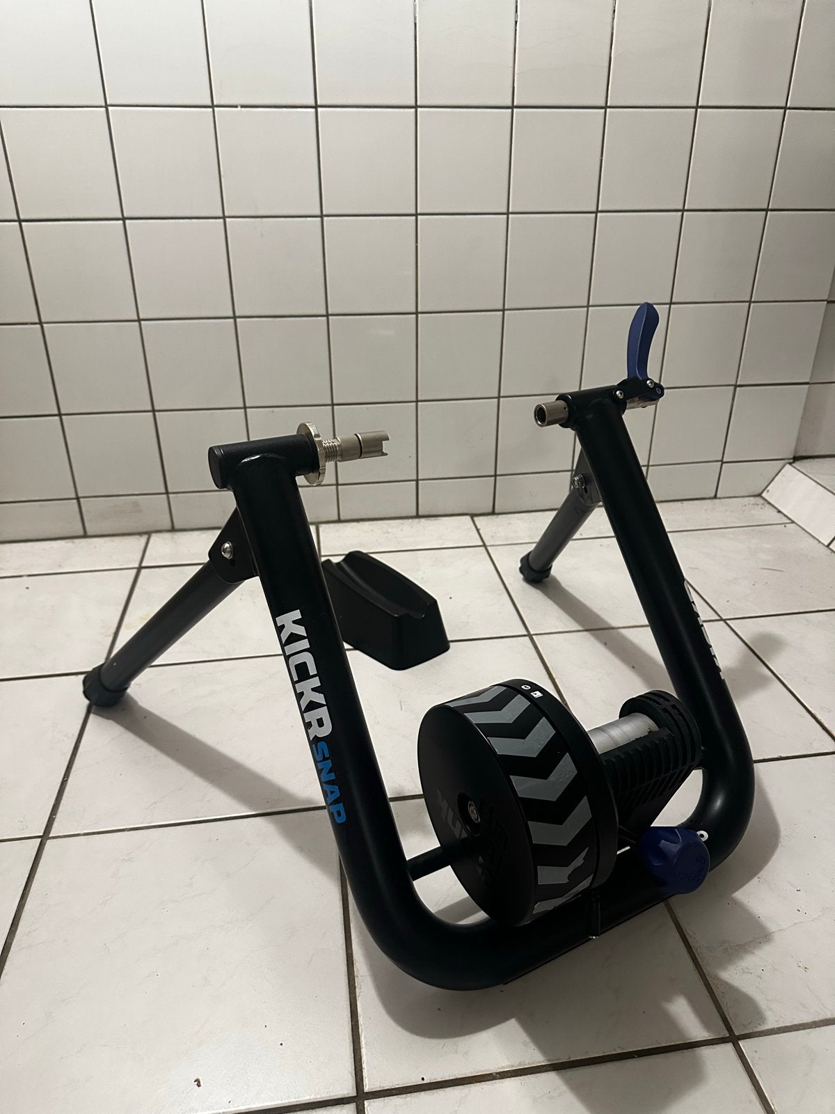 Wahoo KICKR SNAP Smart Fietstrainer, Ophalen, Gebruikt, Overige typen, Staal