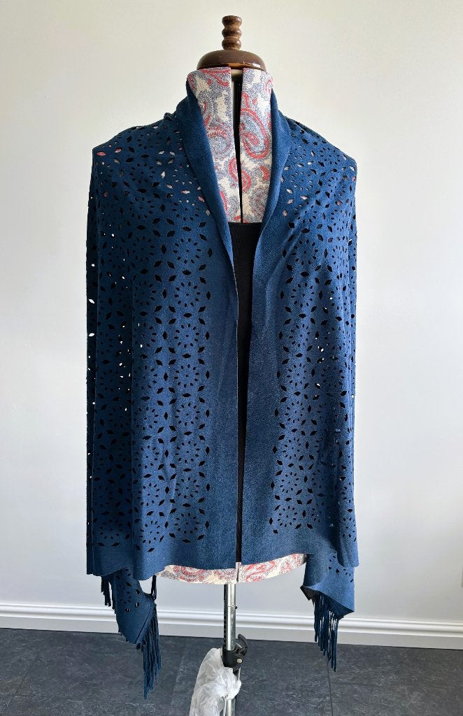 Grote Bonita Blauw Suedeachtig Sjaal Omslagdoek Poncho, Kleding | Dames, Maat 42/44 (L), Bonita, Ophalen of Verzenden, Zo goed als nieuw