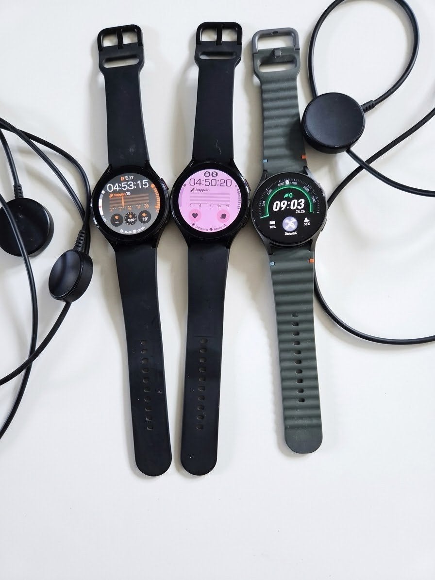 Samsung Galaxy Watch Combo: 3 Smartwatches, Ophalen of Verzenden, Zo goed als nieuw, Android