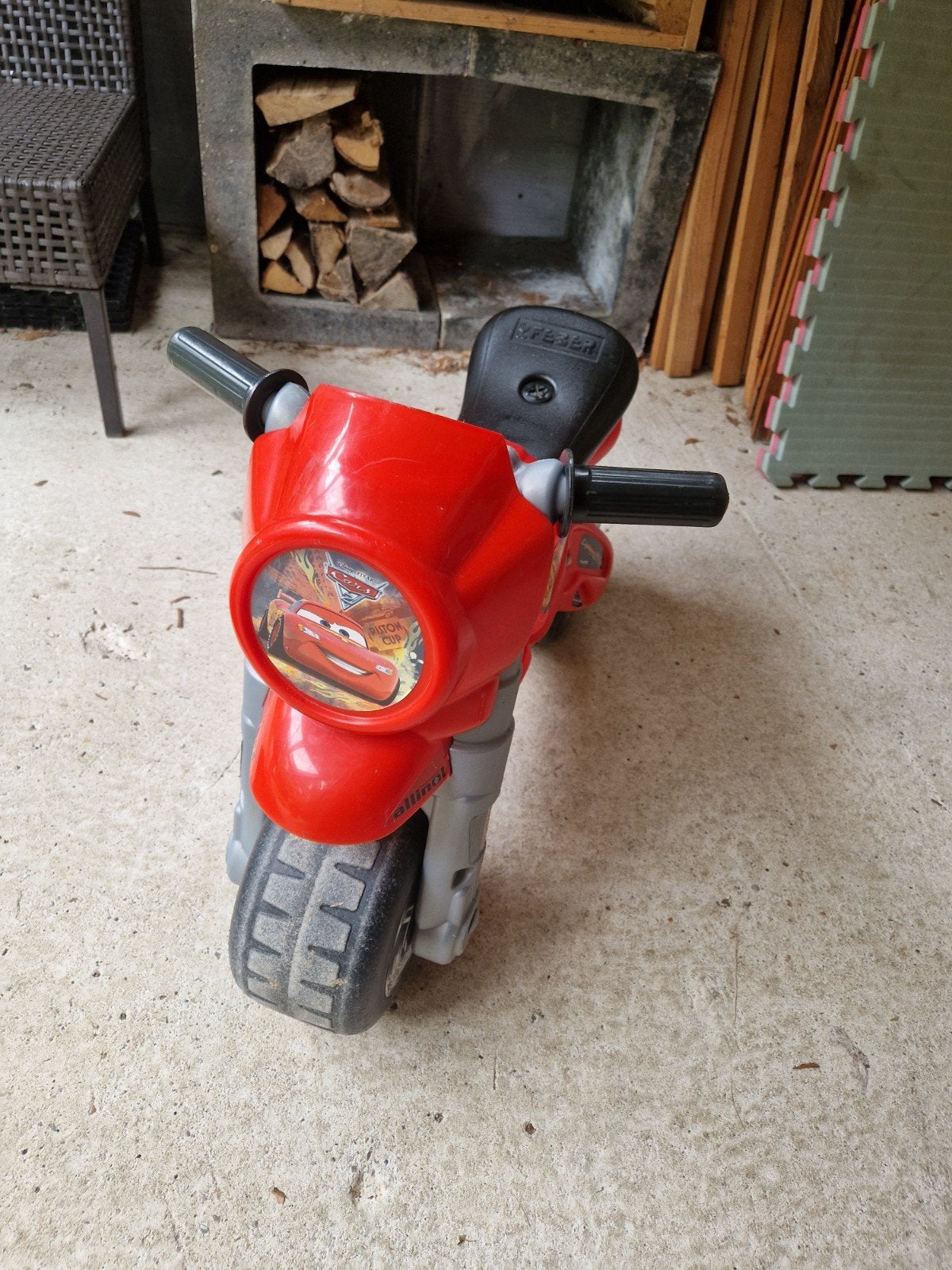 Rode loopmotor Disney Cars Bliksem McQueen, Ophalen, Gebruikt, Loopfiets