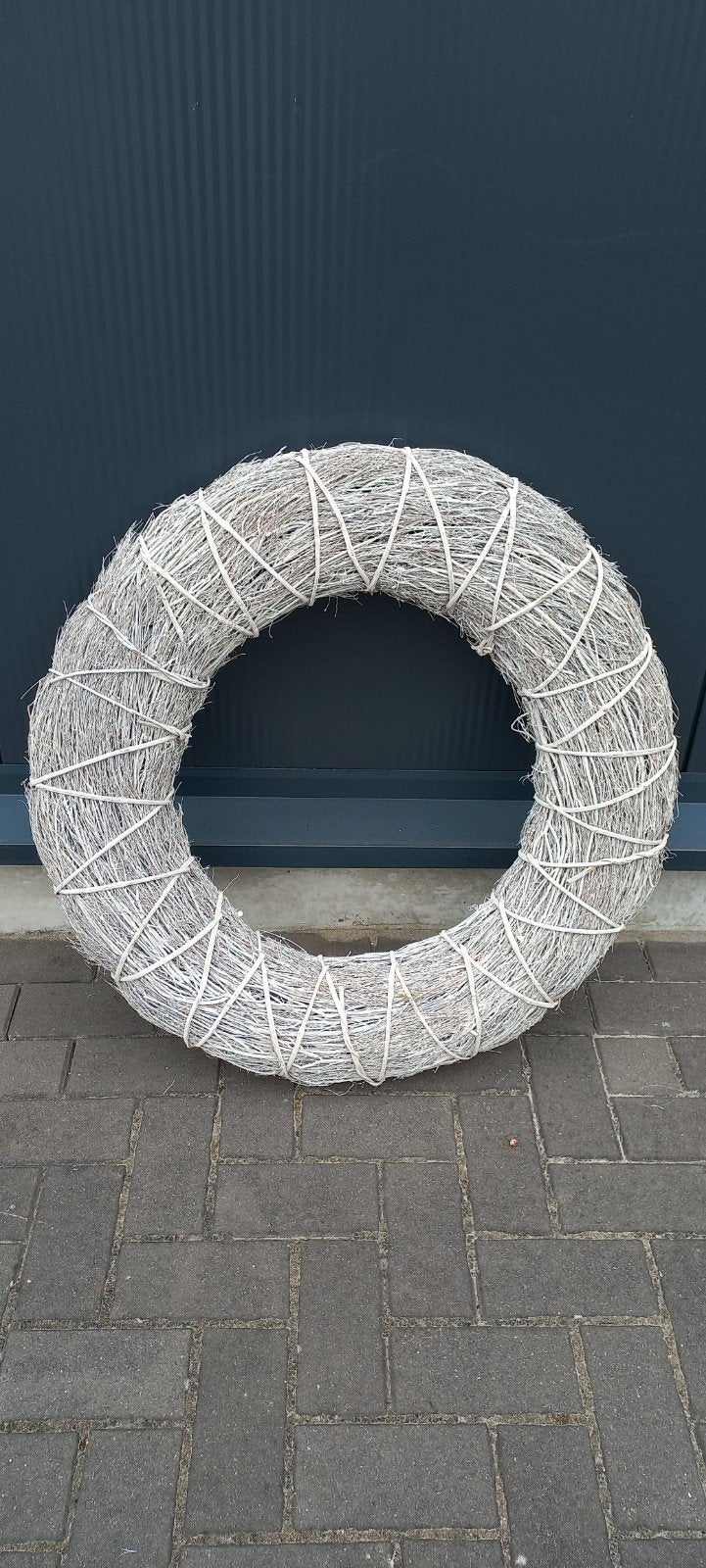 Grote witte takken krans, Ophalen, Gebruikt
