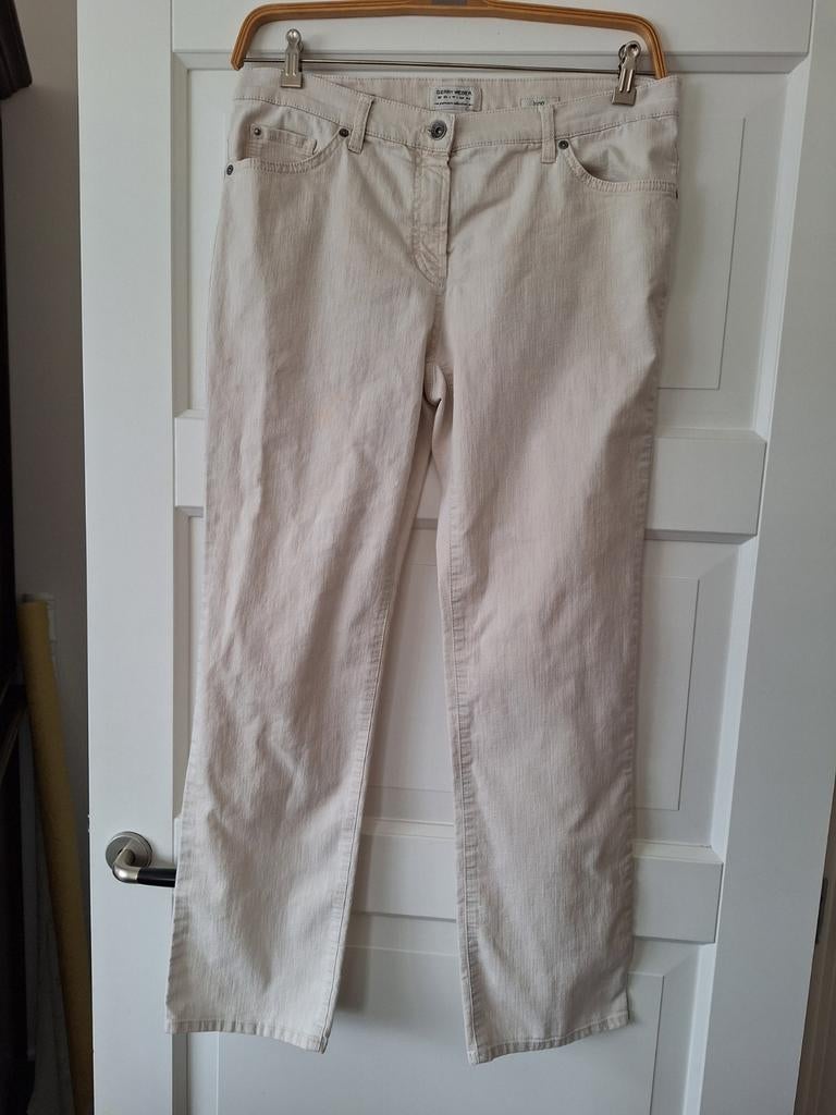 Broek Gerry Weber mt 42 S Irina, Beige, Maat 42/44 (L), Ophalen of Verzenden, Zo goed als nieuw