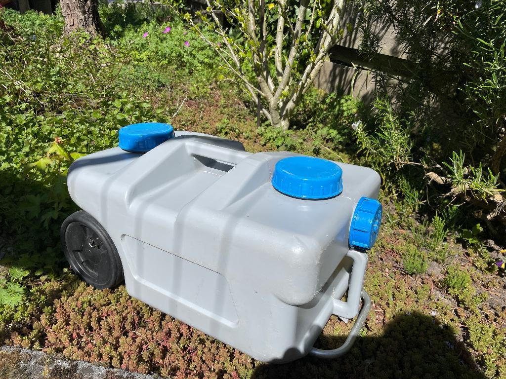 Vuilwatertank caravan, Ophalen, Gebruikt