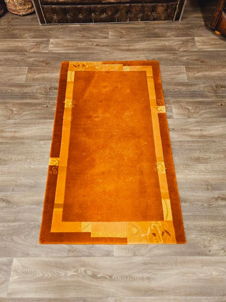 Handgeknoopt Tapijt uit Nepal. Mooie warme kleuren! Weg=Weg!, Nepal, Zo goed als nieuw, 150 tot 200 cm, Bruin