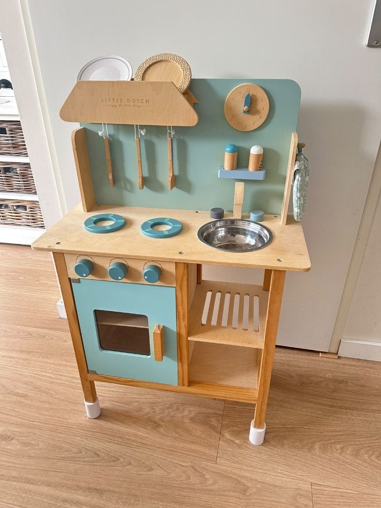 Little dutch speelkeuken, Kinderen en Baby's, Ophalen, Gebruikt, Meubelstuk of Keukentje