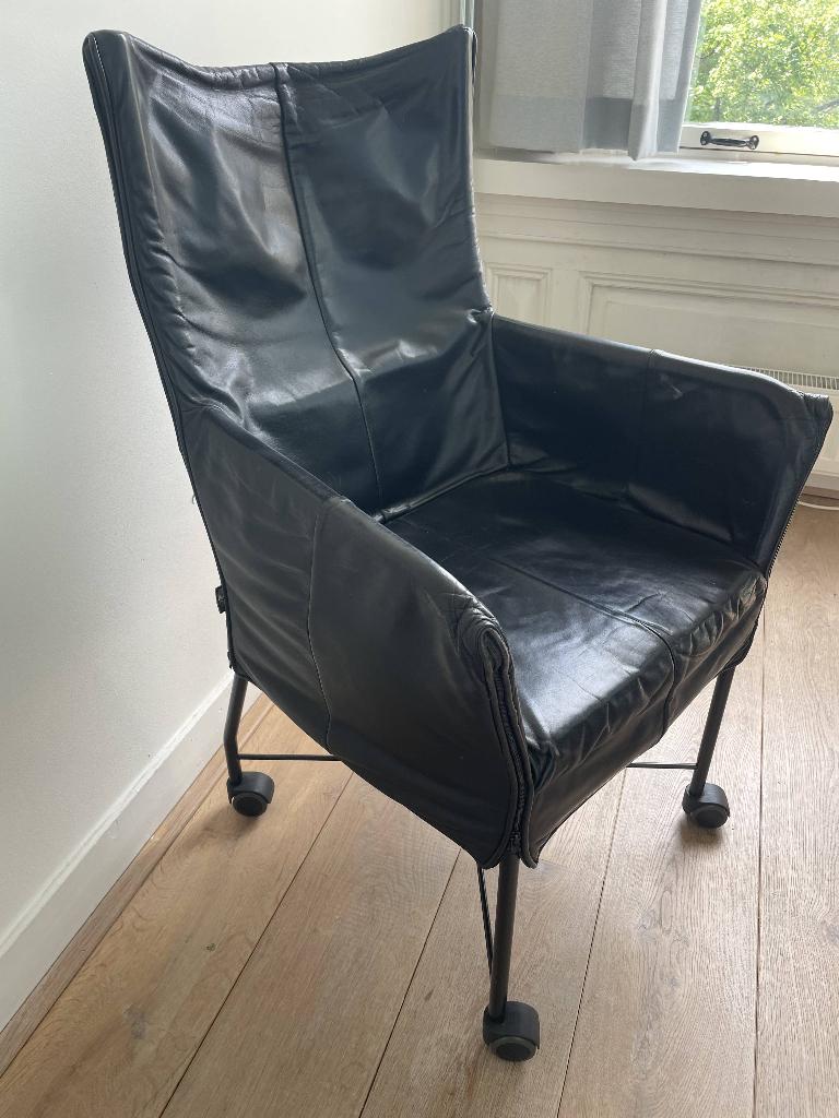 Design Montis Chaplin leren (eetkamer) stoel wielen, Huis en Inrichting, Stoelen, Gebruikt, Eén, Leer, Zwart, Ophalen