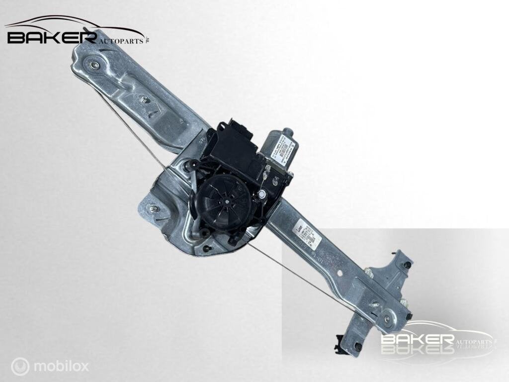 Raammechanisme linksvoor Peugeot 208 ('12->) 9806088180, Gebruikt, Ophalen of Verzenden, Peugeot, Peugeot