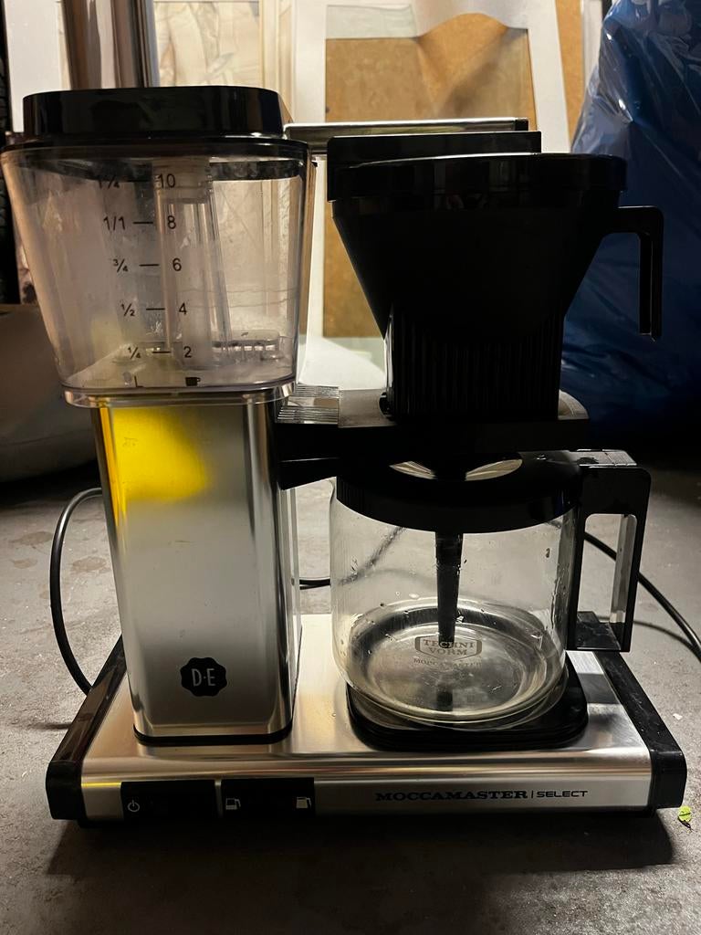 Moccamaster Select Koffiezetapparaat - Zo goed als nieuw, Afneembaar waterreservoir, 10 kopjes of meer, Koffiemachine, Gemalen koffie