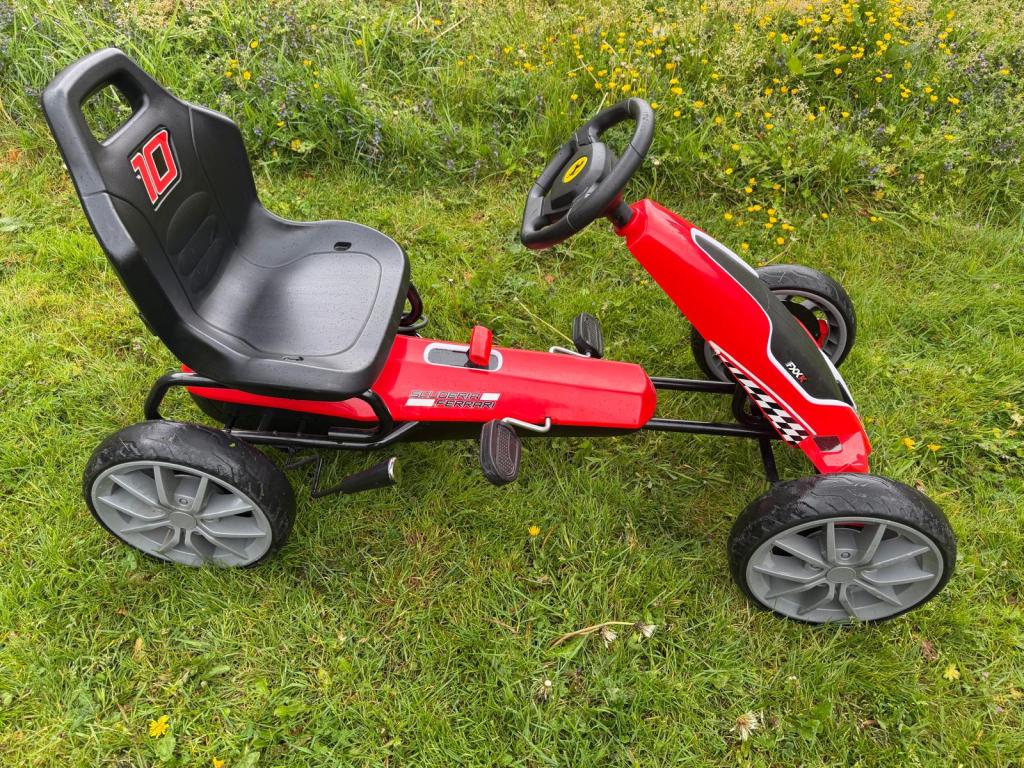 Ferrari skelter rood in nette staat, Niet ingevuld, Niet ingevuld, Zo goed als nieuw, Ferrari