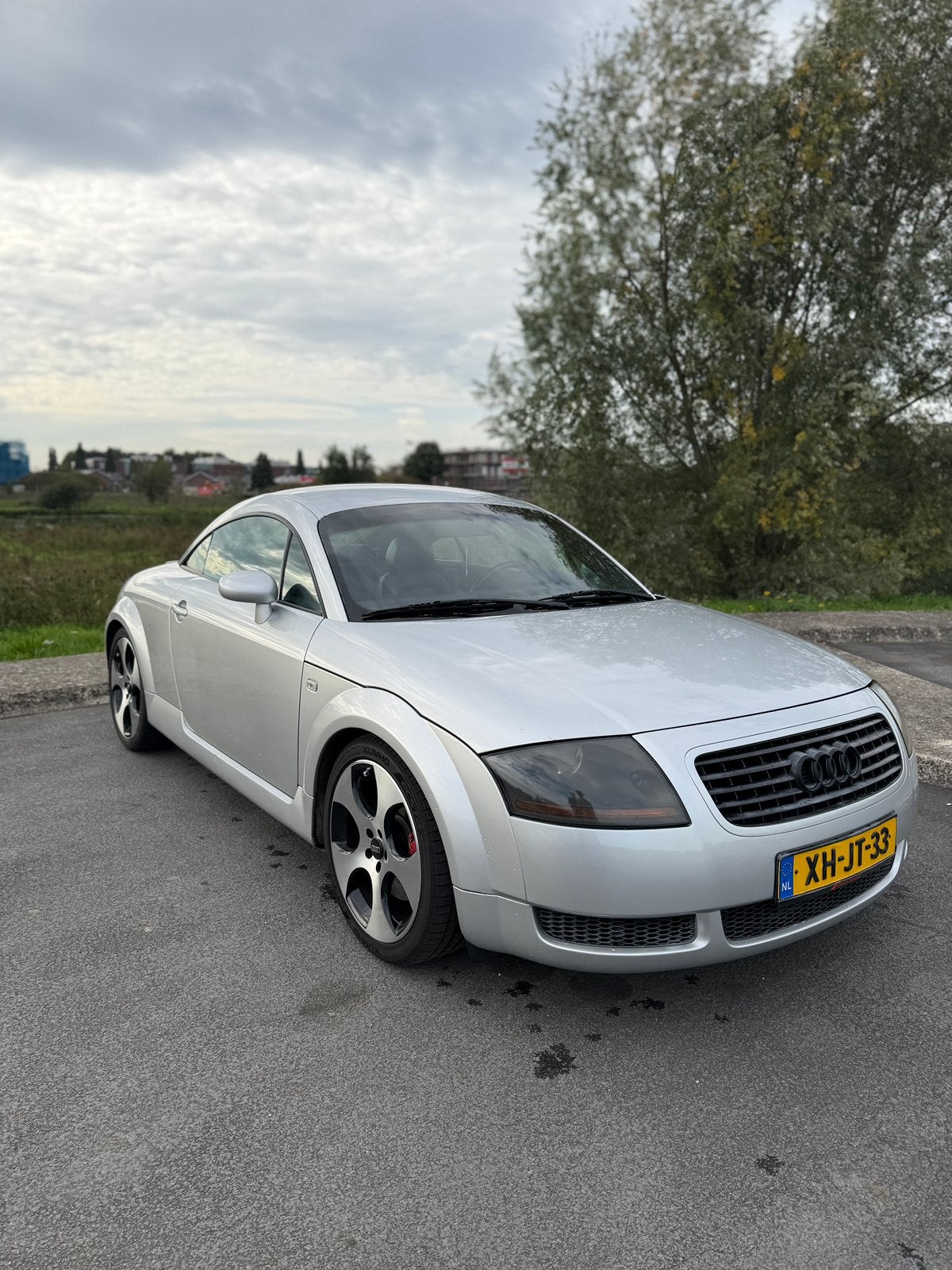 Audi TT 1.8 T Coupe 132KW 1998 Grijs, Auto's, Voorwielaandrijving, TT, Zwart, 4 cilinders