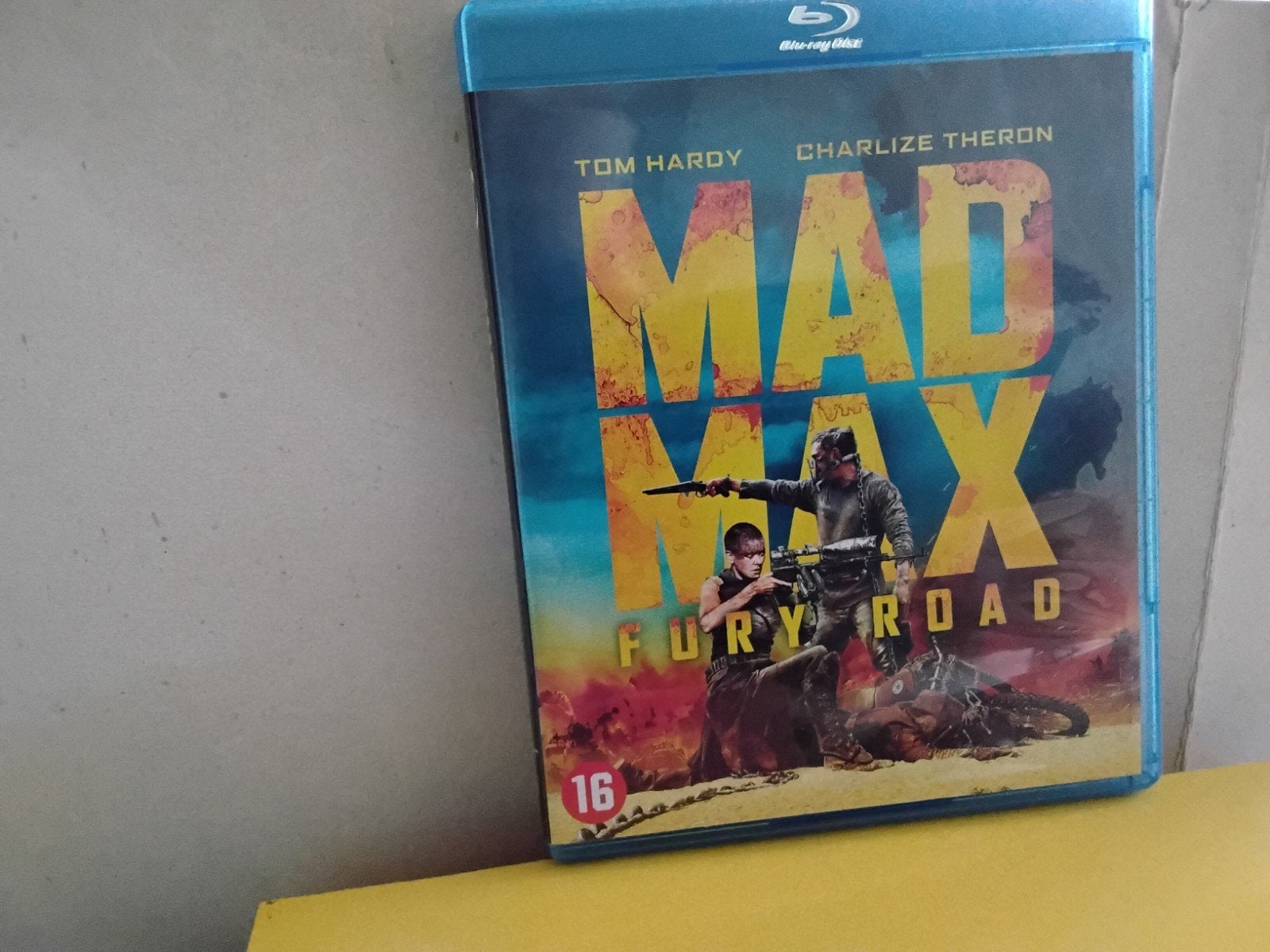 BLU-RAY DISC  MAD  MAX, Ophalen of Verzenden, Zo goed als nieuw, Actie