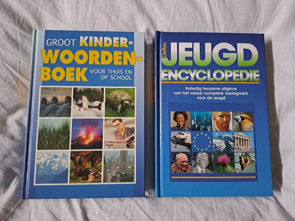 Kinder woordenboek en en encyclopedie, Ophalen of Verzenden, Gelezen