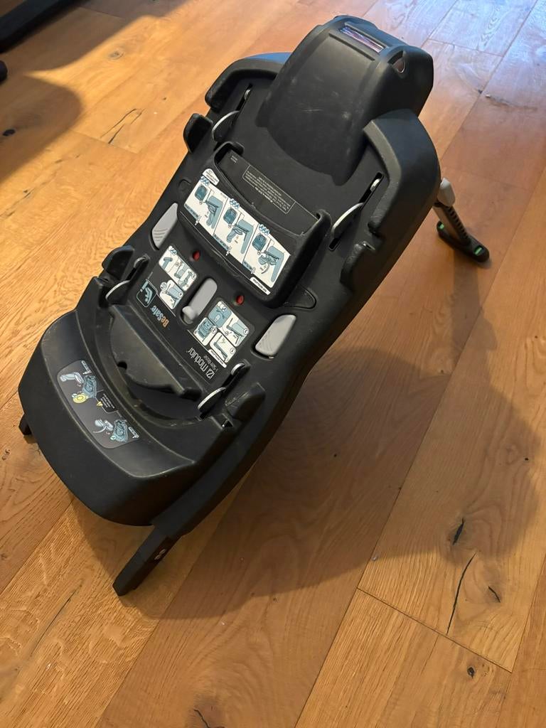 Autostoel base voor BeSafe en Stokke, Kinderen en Baby's, Autostoeltjes, Zo goed als nieuw, Isofix, 0 t/m 13 kg, Ophalen