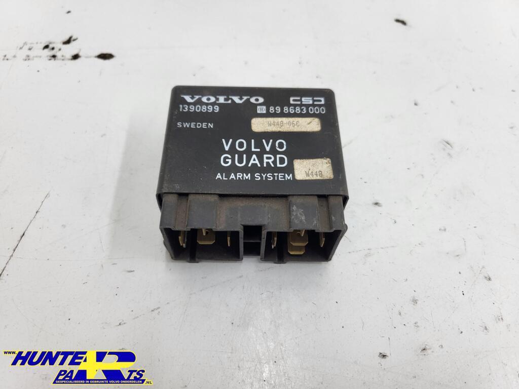 Alarmrelais Volvo 850 ('91-'96) 1390899, Gebruikt, Ophalen of Verzenden, Volvo, Volvo