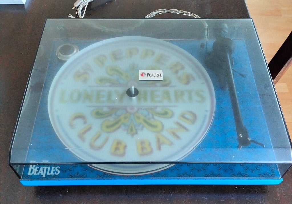 Pro-Ject - Essential III - Sgt Pepper - Platenspeler, Ophalen, Zo goed als nieuw, Platenspeler, Overige merken