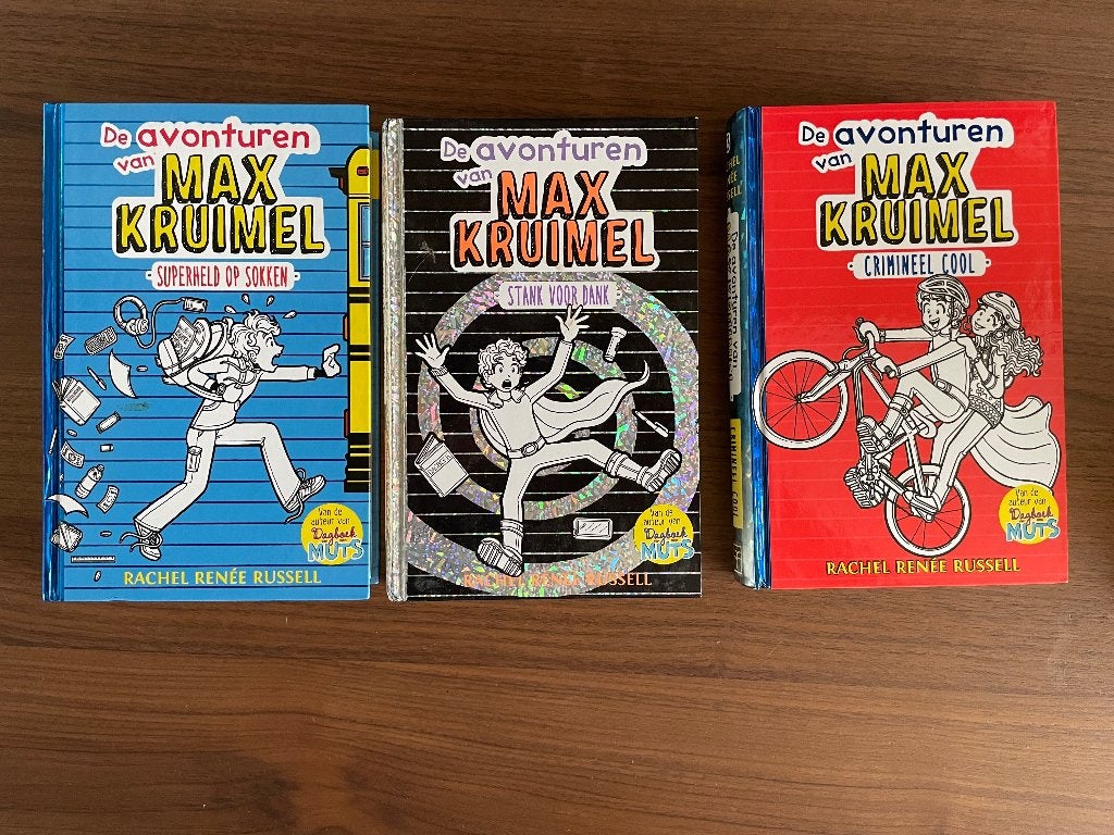 Max Kruimel deel 1 t/m 3, Ophalen, Zo goed als nieuw, Rachel Renee Russell, Fictie