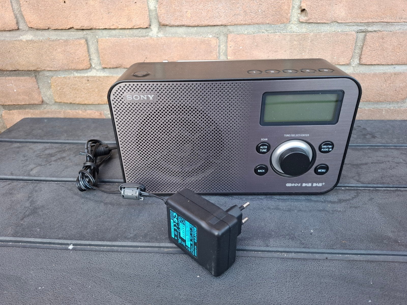 Sony XDR-S60DBP DAB/DAB+ radio, Ophalen of Verzenden